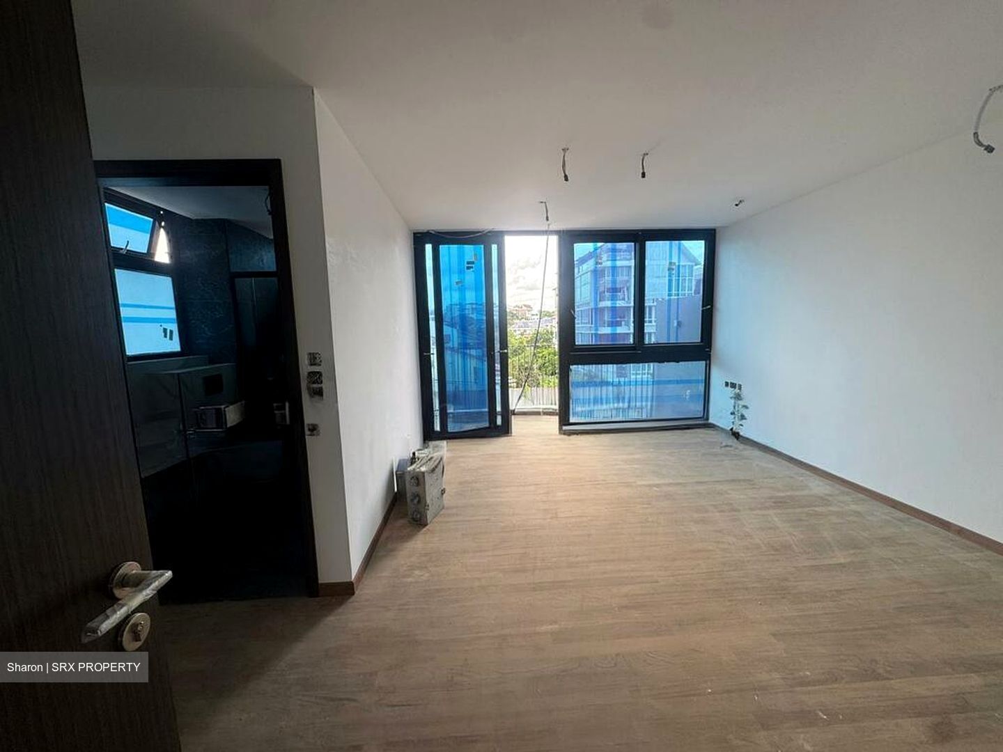 Palm Grove Avenue (D19), Terrace #497829631